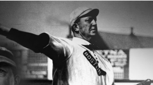 Imagen de la noticia: Un día como hoy, 4 de noviembre en la historia: 1955 muere Cy Young beisbolista estadounidense. Young se convirtió en el primero en completar un juego perfecto