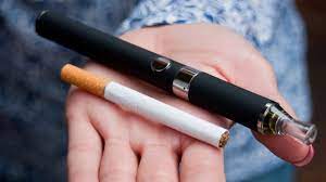 Imagen de la noticia: ¿Cigarros electrónicos o tradicionales? Ambos dañan la salud cardiovascular