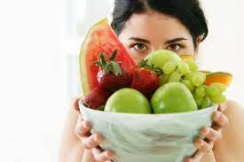 Imagen de la noticia: ¿Tomar mucha fruta engorda? Desvelamos todos los mitos