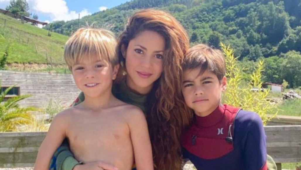 Imagen de la noticia: Shakira gana la custodia total de sus hijos y se los llevará a Miami
