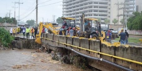Imagen de la noticia: Municipio San Francisco: Alcaldía activa Plan Paraguas para la limpieza de las cañadas
