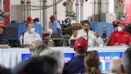 Imagen de la noticia: Nicolás Maduro llama a trabajadores a protestar en contra de las sanciones