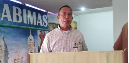Imagen de la noticia: Municipio Cabimas: Ambiente solicita al Concejo Municipal orden en los espacios públicos*