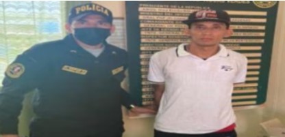 Imagen de la noticia: Perú: Detienen a venezolano con ocho mil dólares falsos ocultos en cajas de galletas