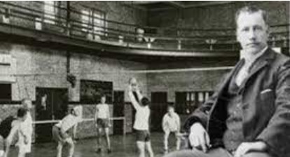 Imagen de la noticia: Un día como hoy, 9 de febrero en la historia: 1895 en Massachusetts (Estados Unidos), William G. Morgan inventa el voleibol