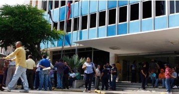 Imagen de la noticia: Municipio Maracaibo: Alcaldía incrementa en un 20% sueldo de sus trabajadores