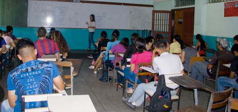 Imagen de la noticia: Asociación de Estudios Latinoamericanos: “Con el actual deterioro de salarios y condiciones de trabajo, los profesores no pueden ejercer adecuadamente sus labores académicas”