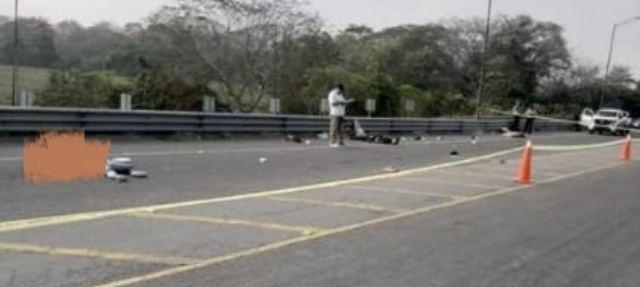 Imagen de la noticia: Guatemala: Tres migrantes venezolanos mueren arrollados en la carretera Suchiate-Tapachula