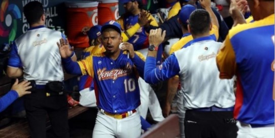 Imagen de la noticia: Clásico Mundial de Béisbol 2023:República Dominicana derrota 10 por 0 a Israel y Venezuela clasifica primero del Grupo D