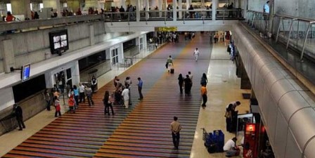 Imagen de la noticia: Aeropuerto Nacional Simón Bolívar: Detienen a tres PNB por presuntamente extorsionar a sus subalternos