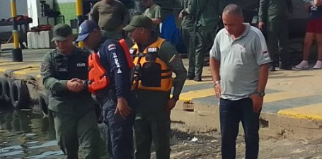 Imagen de la noticia: Estado Zulia: Hombre se lanza desde la pila 6 del Puente Rafael Urdaneta, Servicios Acuáticos PNB brinda apoyo en búsqueda y rescate de un ciudadano