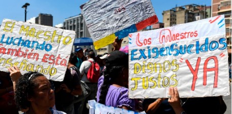 Imagen de la noticia: Federación Venezolana de Maestros con el 30 % de las cláusulas aprobadas exigen negociación del convenio colectivo