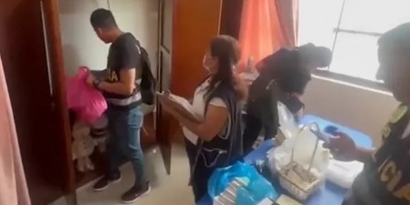 Imagen de la noticia: Perú: Detienen a cuatro venezolanos en clínica, clandestina de de Estética
