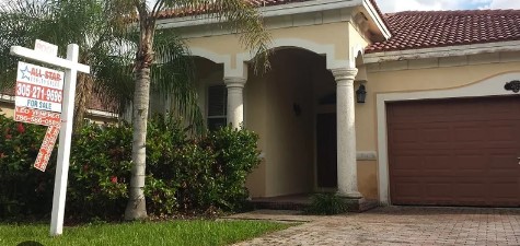 Imagen de la noticia: EE.UU: Venezolanos tendrán prohibido comprar propiedades en Florida