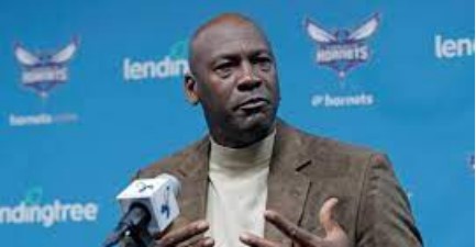 Imagen de la noticia: Michael Jordan vende a los Charlotte Hornets tras 13 años como dueño