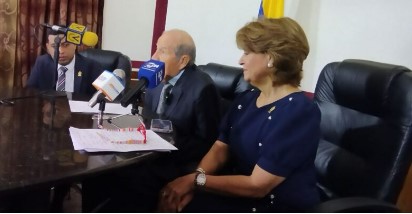 Imagen de la noticia: Estado Zulia: Consejo Legislativo presentó Anteproyecto de Ley para el Saneamiento de la Cuenca del Lago de Maracaibo