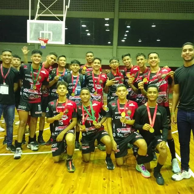 Imagen de la noticia: Municipio Cabimas:  Selección JL SPORT   logra tercer lugar en campeonato Estadal de Voleibol