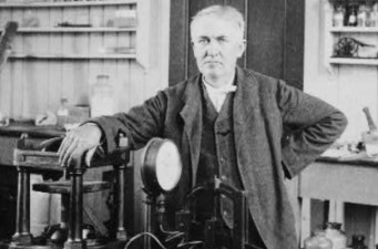 Imagen de la noticia: Un día como hoy, 30 de agosto en la historia: 1879 Thomas A. Edison presenta su primer aparato telefónico