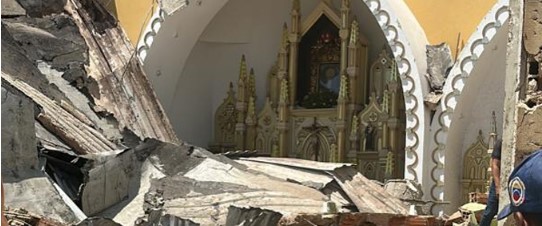 Imagen de la noticia: Municipio Santa Rita: Colapsa techo de la Iglesia de la Virgen del Rosario de Aranzazú