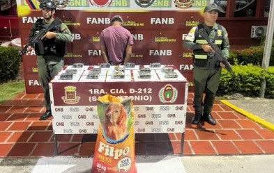 Imagen de la noticia: Estado Tachira: Detienen a sujeto con más de cuatro kilos de marihuana ocultos en un saco de perrarina