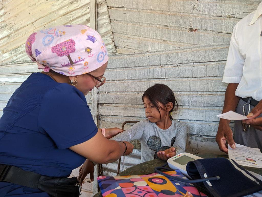 Imagen de la noticia: Municipio Santa Rita: Alcaldía y Fumdefa atendieron a más de 200 personas durante jornada médica en Flor de la Guajira III