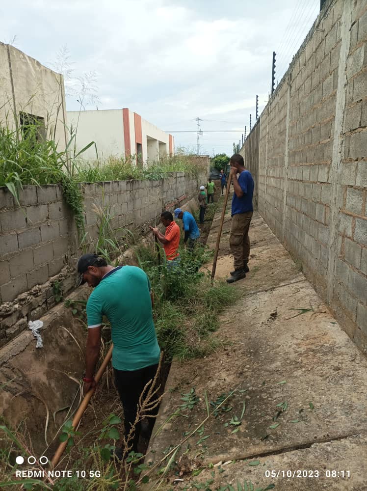 Imagen de la noticia: Municipio Santa Rita: Alcaldía realizó jornada de saneamiento número 19 al Lago de Maracaibo
