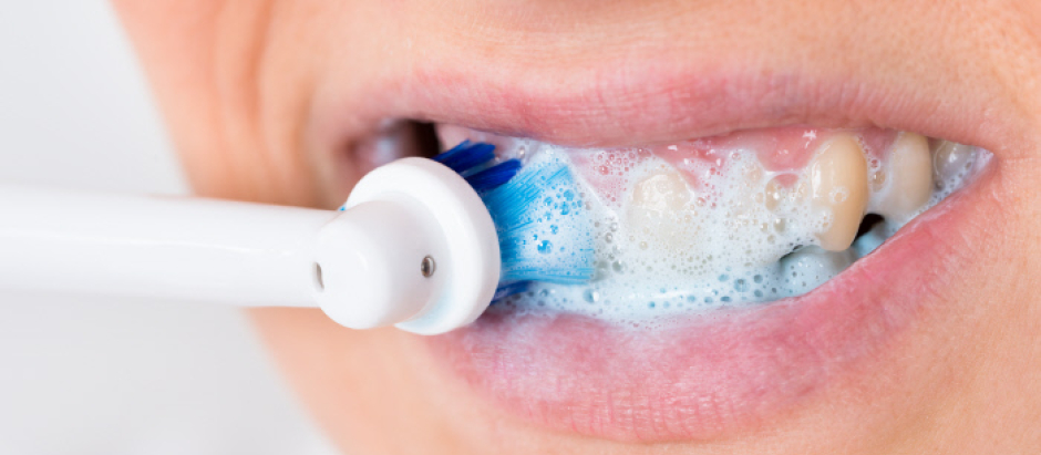 Imagen de la noticia: El motivo por el que hay que esperar 30 minutos después de comer para cepillarse los dientes