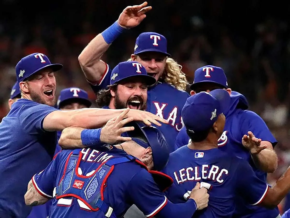 Imagen de la noticia: MLB: Los Rangers son los campeones de la Serie Mundial