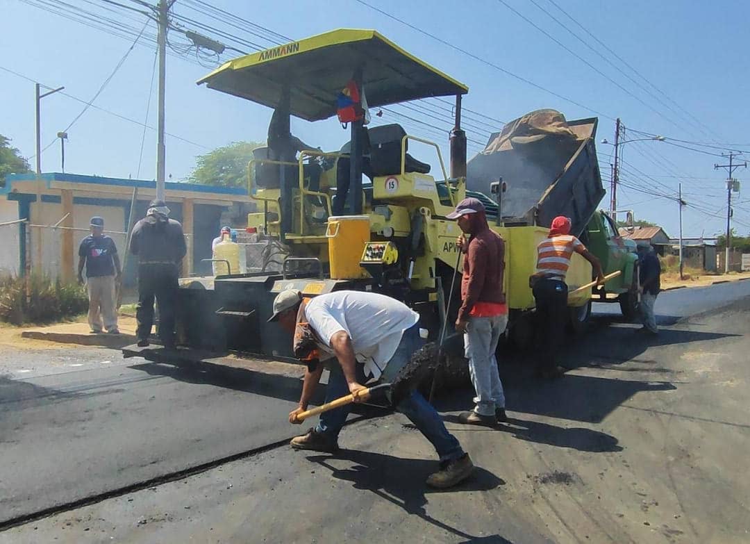 Imagen de la noticia: Municipio Cabimas: Gobierno Municipal de Cabimas continúa optimizando la carretera K