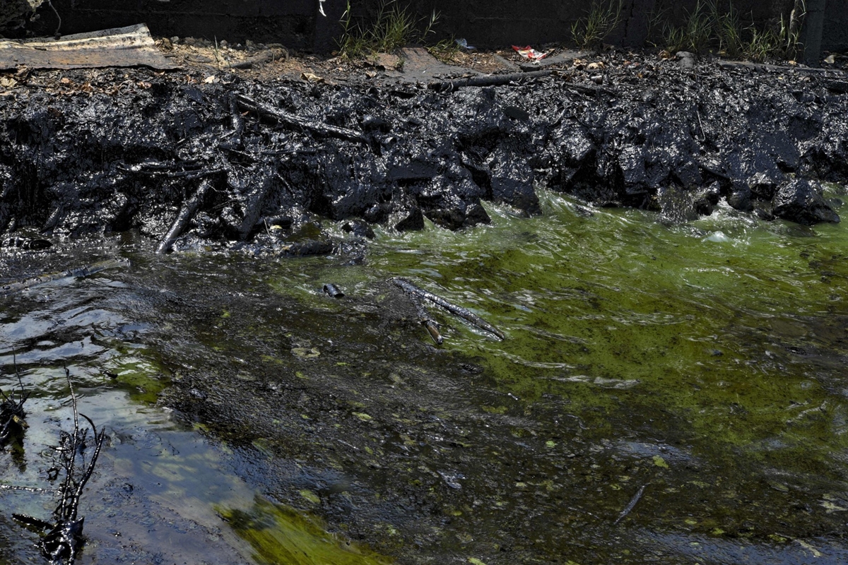 Imagen de la noticia: Advierten que no hay mejoría en Pdvsa para evitar los derrames de petróleo