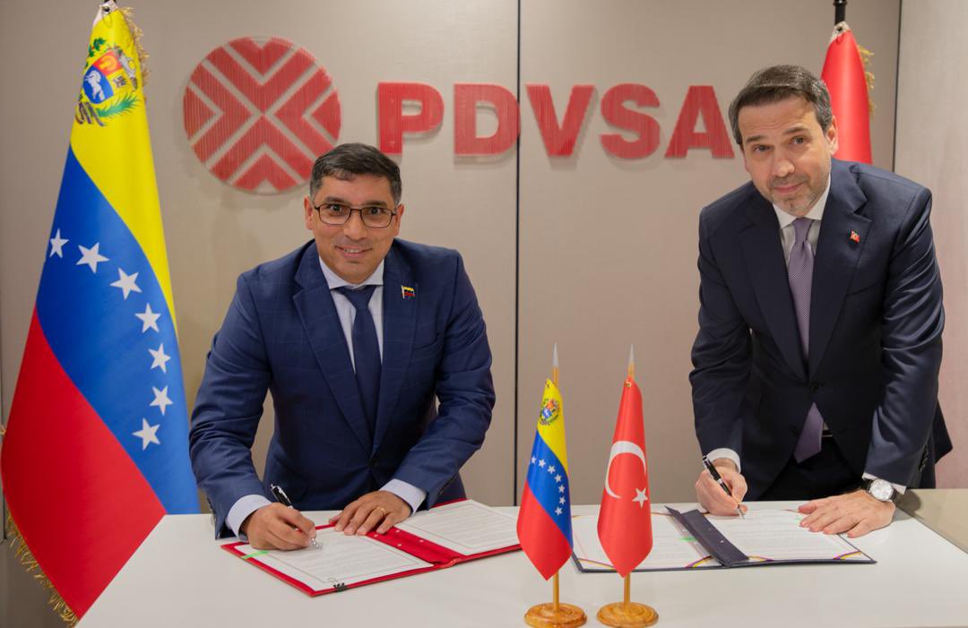 Imagen de la noticia: Venezuela y Turquía suscribieron un memorando para la cooperación en materia petrolera y gas