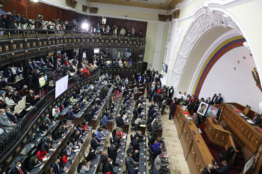 Imagen de la noticia: El gobierno empieza a planear las presidenciales entre cuestionamientos de la oposición