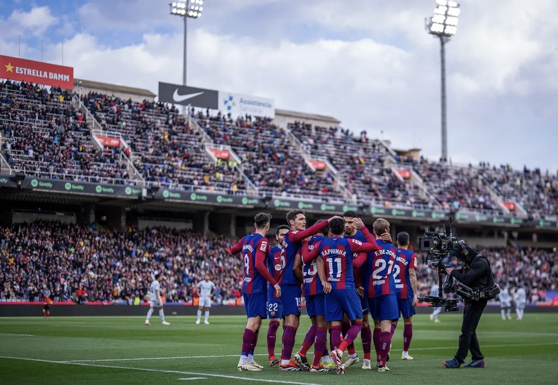 Imagen de la noticia: El Barcelona golea 4-0 al Getafe y desaloja al Girona del segundo puesto