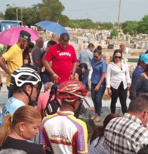 Imagen de la noticia: Municipio Cabimas: Con la muerte de Mario Morales: Ciclismo se viste de luto en la Costa Oriental