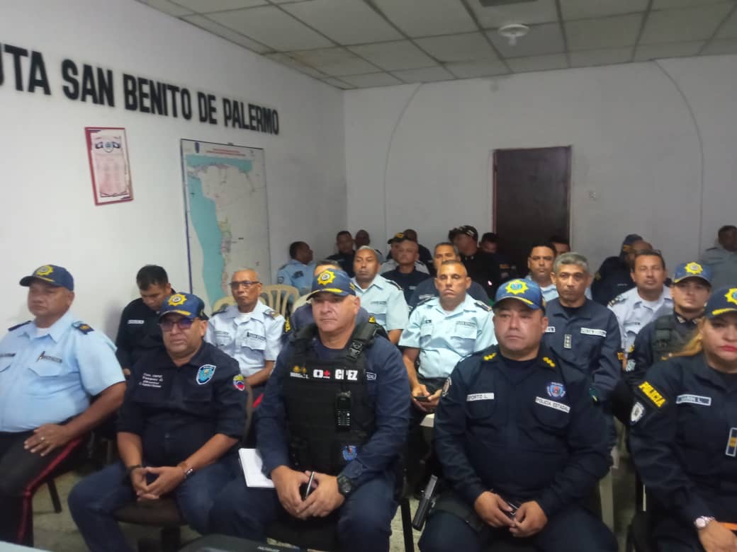 Imagen de la noticia: Municipio Cabimas: Cuerpos de Seguridad realizan videoconferencia para el mejoramiento de las actuaciones policiales