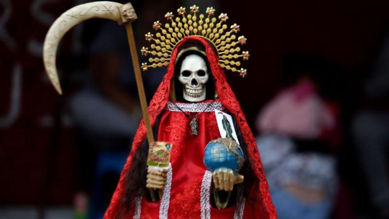 Imagen de la noticia: «Ofrecían banquetes de carne humana»: el papel que juega el canibalismo en los cultos religiosos del crimen organizado en México