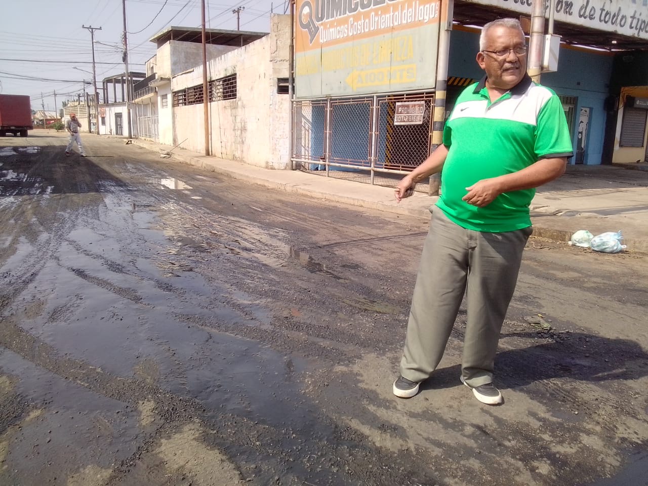 Imagen de la noticia: Municipio Cabimas: Alcaldia repara colector y acaba con bote de aguas residuales en beneficio de 300 familias en Miraflores