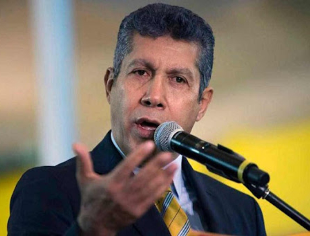 Imagen de la noticia: Henri Falcón pide que se negocie una candidatura presidencial unitaria