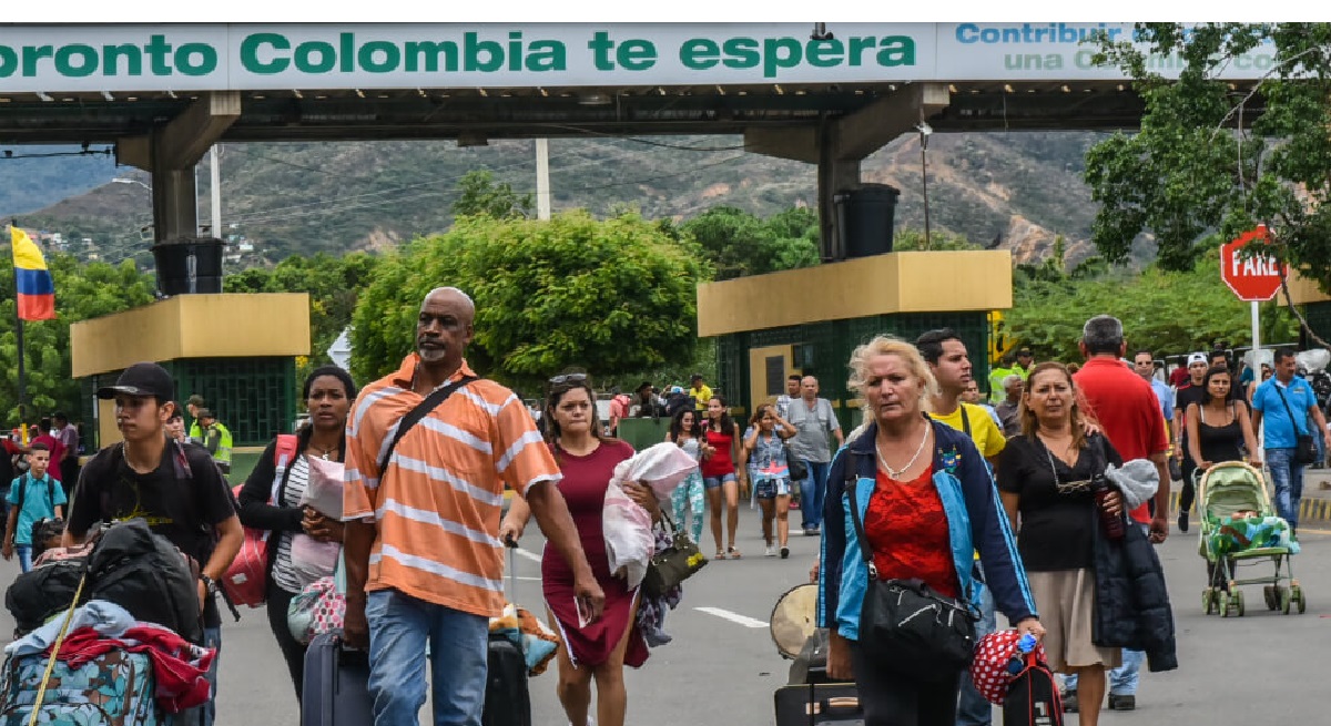 Imagen de la noticia: Colombia se prepara para regularizar a 600.000 migrantes, la mayoría de ellos venezolanos
